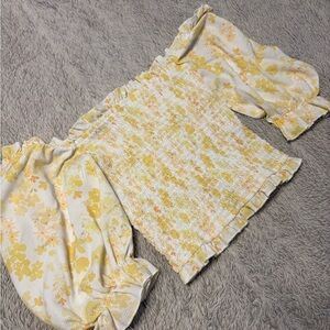 Floral Off-Shoulder Top in Yellow and Cream (Charlie Holiday- sz 6)